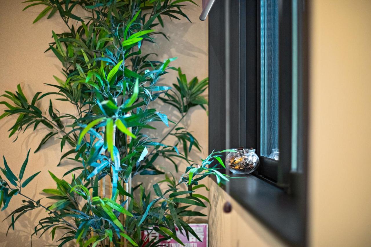 Time通天閣1F Tsutenkaku Nihonbashi Villa Osaka Exterior photo